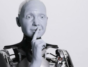 İnsansı robot Ameca yeni özelliğini duyurdu: Yürüyebilecek